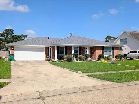 4704 Cleveland Place Pl, Metairie, LA 70003