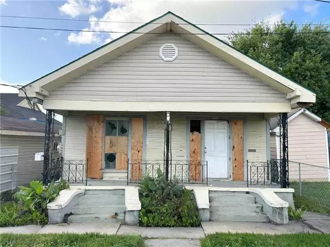 2407 S Miro St, New Orleans, LA 70125