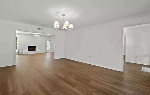 Living - 72 Riverdale Dr, Covington, LA 70433 photo 1 of 3