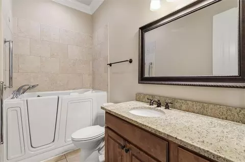 Bath - 428 N Corniche Du Lac Dr, Covington, LA 70433 photo 5 of 5