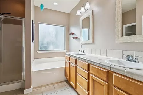 Bath - 70058 3rd St, Covington, LA 70433 photo 2 of 2