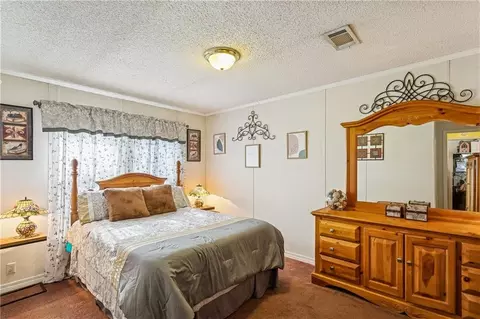 Bedroom - 37410 E Pinehill Dr, Slidell, LA 70460 photo 2 of 2