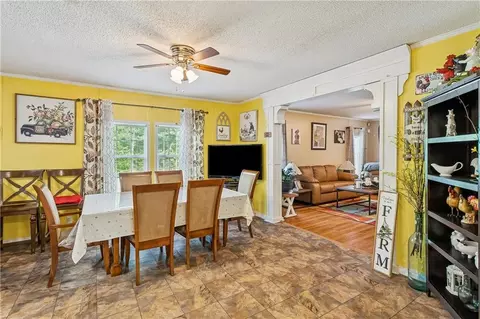 Dining - 37410 E Pinehill Dr, Slidell, LA 70460 photo 1 of 1