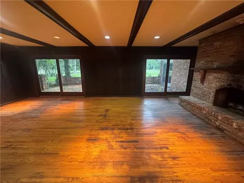 Living - 17 Zee Ann Dr, Luling, LA 70070 photo 4 of 5