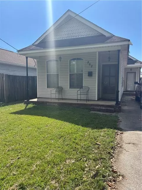 862 Avenue C Ave, Westwego, LA 70094