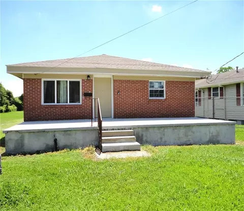 2604 Lafayette St, Gretna, LA 70053