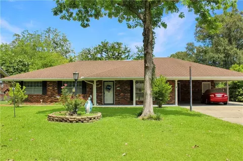115 Shirleen Dr, Ponchatoula, LA 70454
