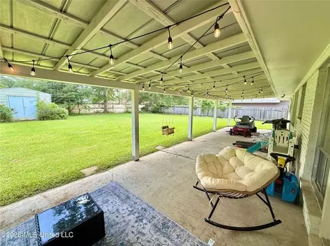 Exterior - 403 Pine Dr, Brookhaven, MS 39601 photo 4 of 6