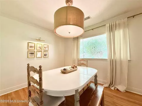 Dining - 403 Pine Dr, Brookhaven, MS 39601 photo 1 of 3