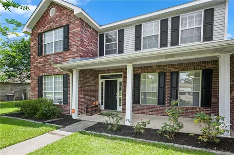 Exterior - 424 E Redbud Dr, Slidell, LA 70458 photo 2 of 2