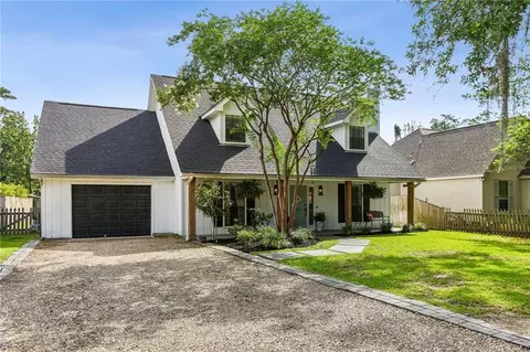 Exterior - 3921 Monroe St, Mandeville, LA 70448 photo 7 of 8