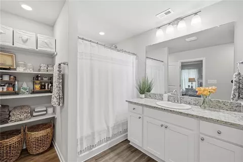 Bath - 23056 Rosa Blvd, Robert, LA 70455 photo 1 of 2