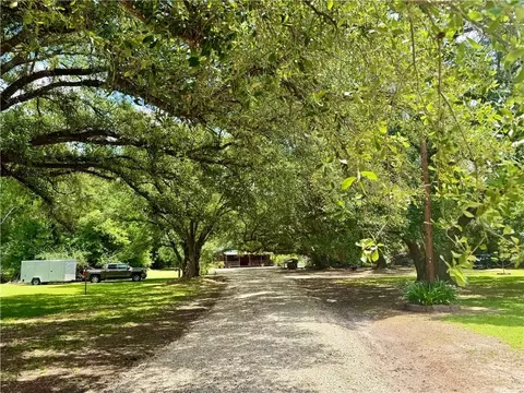 41210 Fire Tower Rd, Ponchatoula, LA 70454