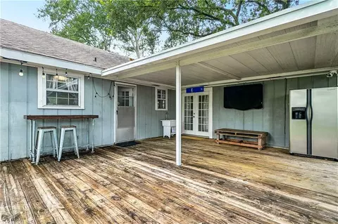 Exterior - 70306 K St, Covington, LA 70433 photo 3 of 5