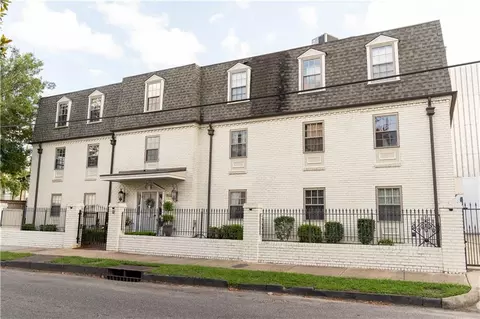 1532 Saint Andrew St #202, New Orleans, LA 70130