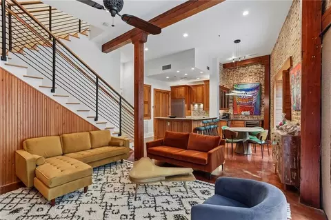 840 Tchoupitoulas St #213, New Orleans, LA 70130