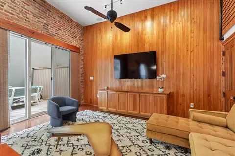 840 Tchoupitoulas St #213, New Orleans, LA 70130