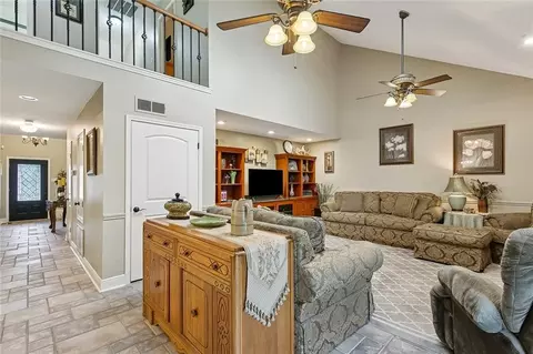 Entry Way - 5129 David Dr, Kenner, LA 70065 photo 2 of 2