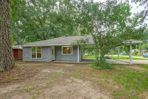 42164 Garden Dr, Ponchatoula, LA 70454