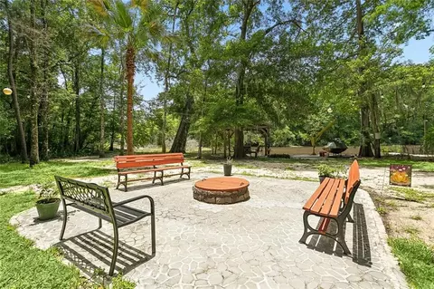 Exterior - 10 Cypress Rd, Covington, LA 70433 photo 10 of 13