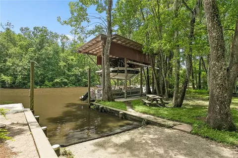 Exterior - 10 Cypress Rd, Covington, LA 70433 photo 12 of 13