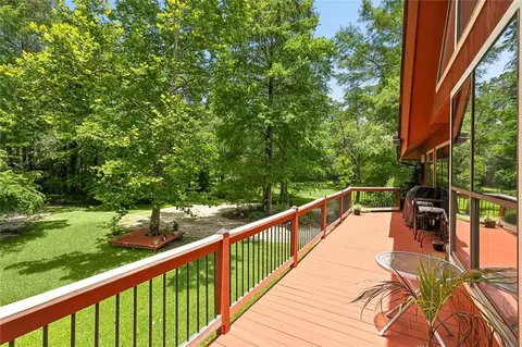 Exterior - 10 Cypress Rd, Covington, LA 70433 photo 8 of 13