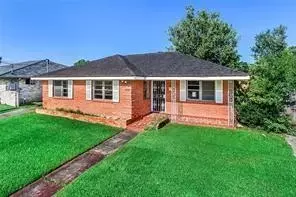 4660 Corinne St, New Orleans, LA 70127