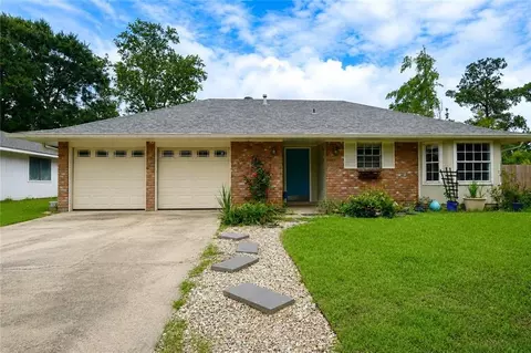 1130 Rue Bordeaux Dr, Slidell, LA 70458