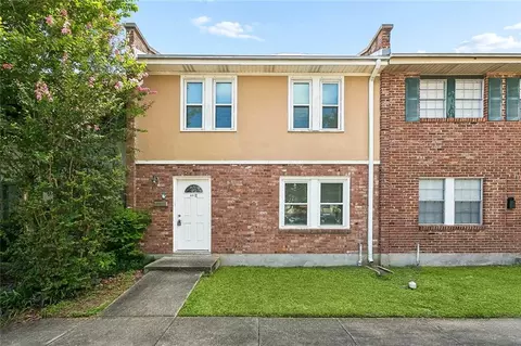 231 Wright Ave #E, Gretna, LA 70056