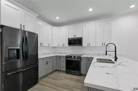 Kitchen - 440 Sharon Ave, Boutte, LA 70039 photo 2 of 2