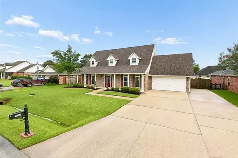 Exterior - 127 Magnolia Ct, Luling, LA 70070 photo 2 of 5