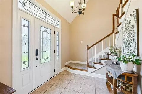 Entry Way - 127 Magnolia Ct, Luling, LA 70070 photo 1 of 2