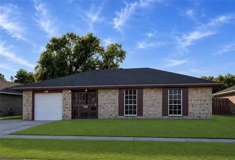 2416 W Pearl Dr, Marrero, LA 70072