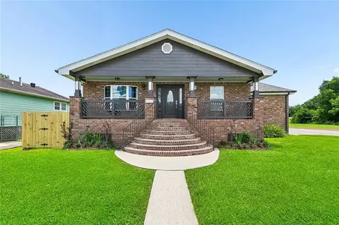 124 Portage Pl, New Orleans, LA 70119