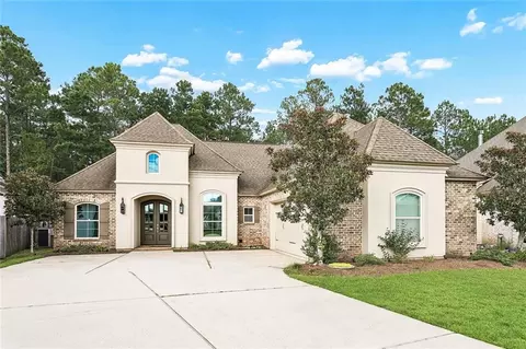 604 Blue Heron Ln, Madisonville, LA 70447