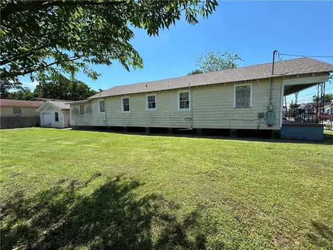 304 Leboeuf St, New Orleans, LA 70114