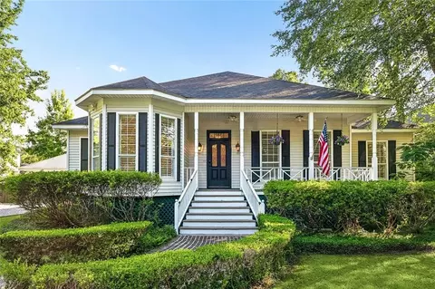 98 Zinnia Dr, Covington, LA 70433