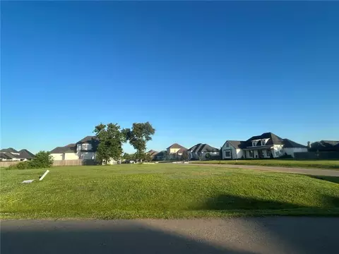 144 Wood Duck Dr, Belle Chasse, LA 70037