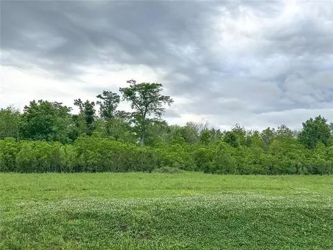 112 Deer Field Dr, Belle Chasse, LA 70037