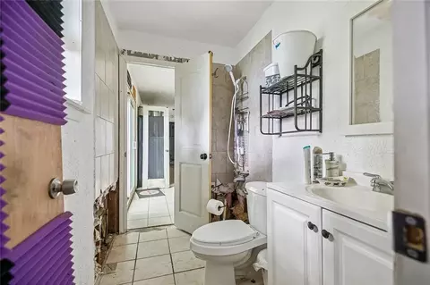 Bath - 7234 Juno Dr, Baker, LA 70714 photo 1 of 1