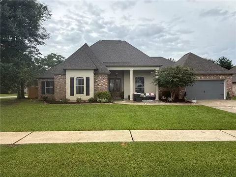 1512 Rue De Fontaine, Covington, LA 70433