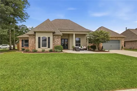 1512 Rue De Fontaine, Covington, LA 70433