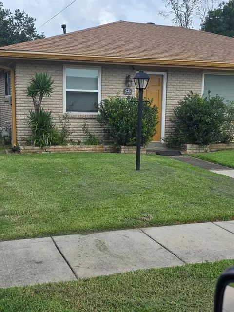 2648 Mercedes Blvd, New Orleans, LA 70114