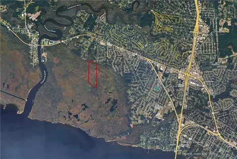 Na, Mandeville, LA 70471