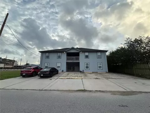 7237 Regent St, New Orleans, LA 70124