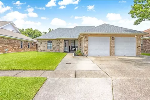 2549 Foliage Dr, Marrero, LA 70072