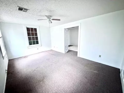 Living - 439 Brooklyn Ave, Jefferson, LA 70121 photo 1 of 4