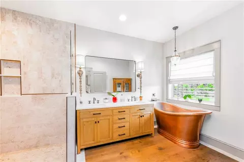 Bath - 628 Tartan Trce, Covington, LA 70435 photo 1 of 4
