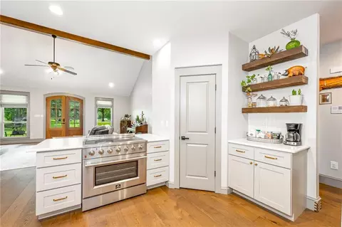 Kitchen - 628 Tartan Trce, Covington, LA 70435 photo 3 of 4