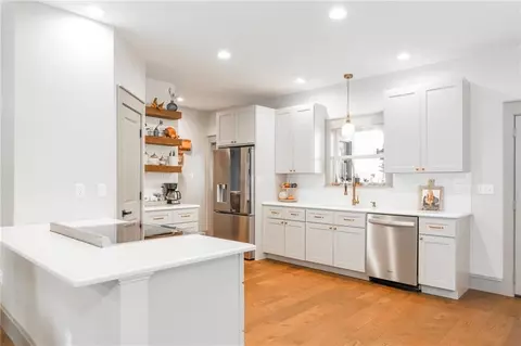 Kitchen - 628 Tartan Trce, Covington, LA 70435 photo 2 of 4